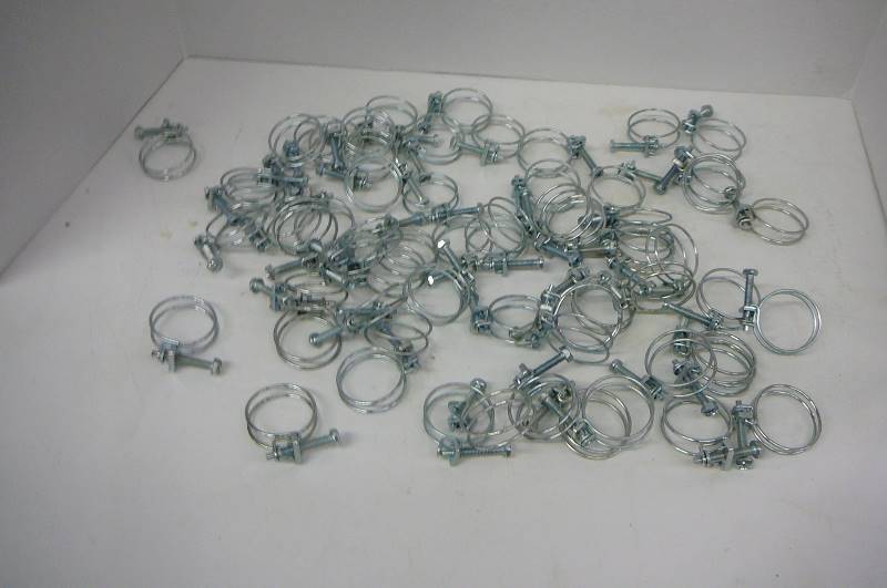 lot 22 image: Hose Clamps
