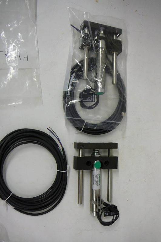 lot 33 image: Numatics