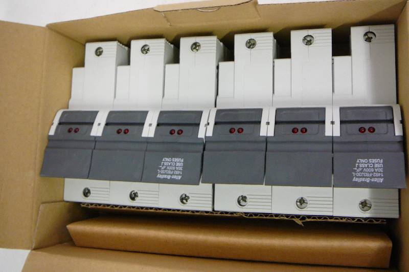 lot 93 image: A-B Fuse