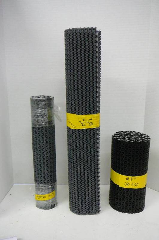 lot 113 image: Chain Mat