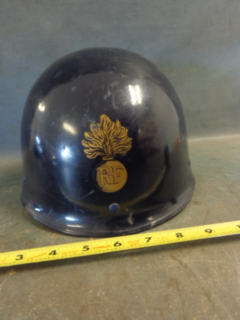 lot 16 image: French Military Helmet