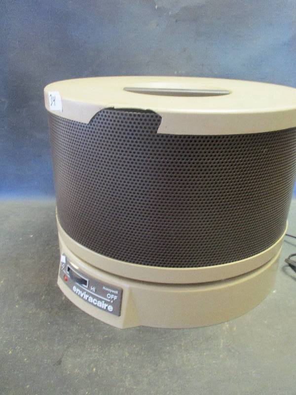 lot 34 image: Honeywell Air Purifier