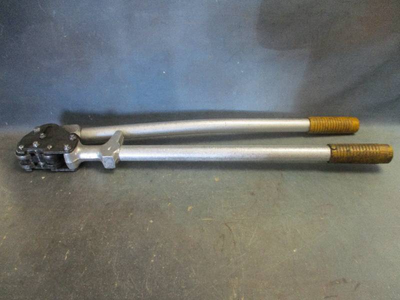 lot 44 image: Banding Tool