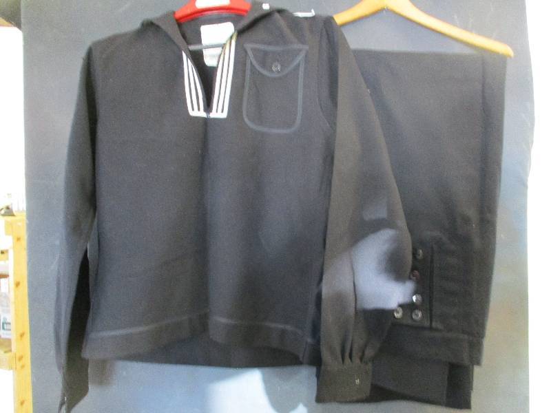 lot 51 image: WWII US Naval Uniform
