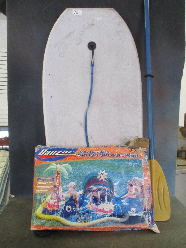 lot 76 image: Boogie Board and Baby Pool