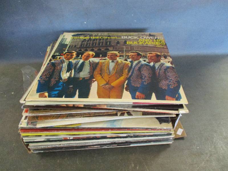 lot 80 image: Record Albums