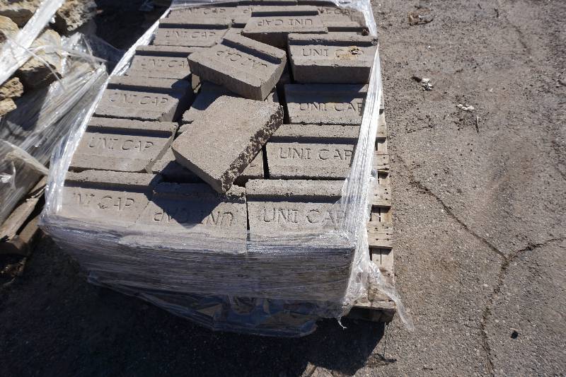 Pallet of Unilock Wall Caps Wall Stone