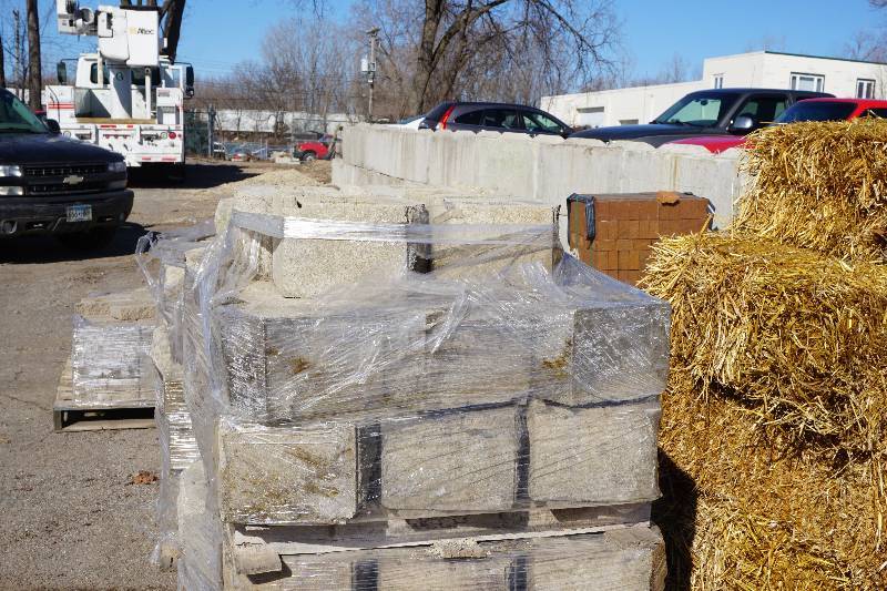 Pallet of Anchor Diamond Pro 8 Retaining Wall Blocks