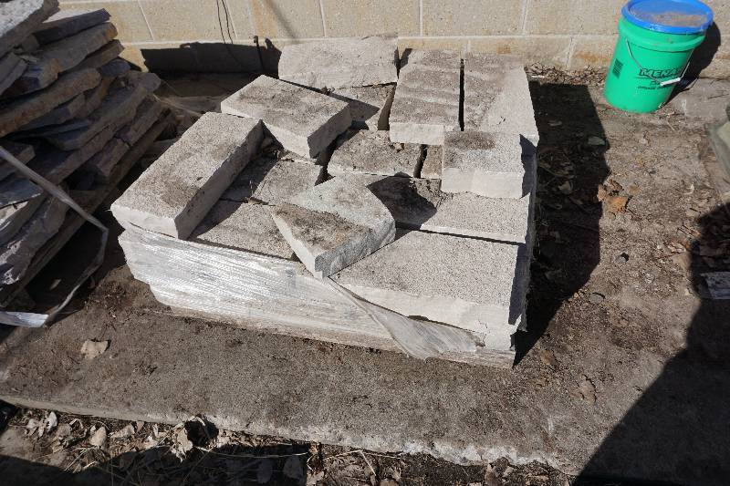 Pallet of 3 Fondu Lac Limestone Wall Stone