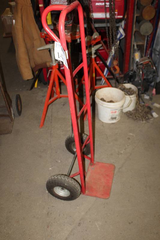 lot 146 image: 2-Wheel Hand Truck
