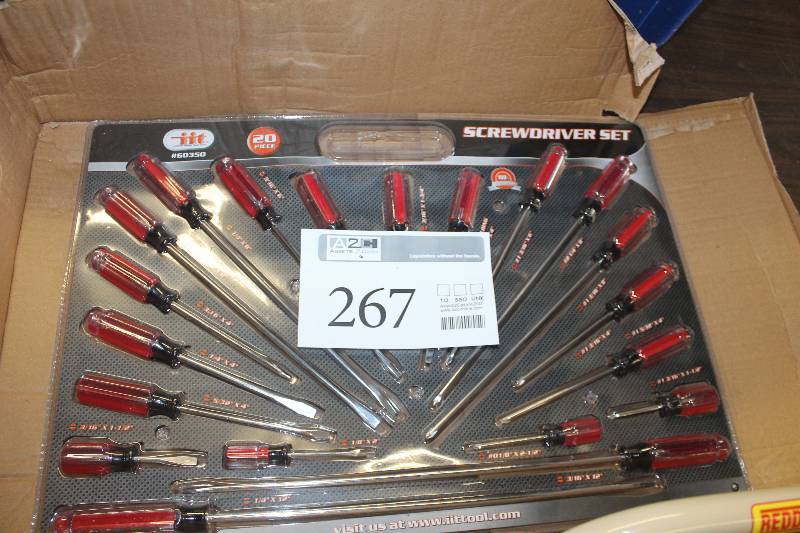 lot 267 image: ITT 20-Piece Screwdriver Set in Blister Packaging