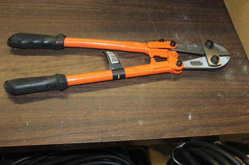lot 270 image: IIT 18in. Bolt Cutters