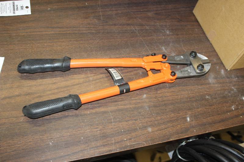lot 271 image: IIT 18in. Bolt Cutters