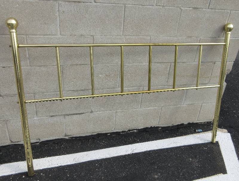 lot 6 image: BRASS BED HEADBOARD 5