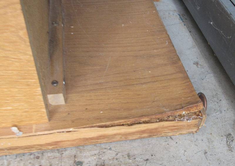 lot 9 image: OAK OFFICE CREDENZA