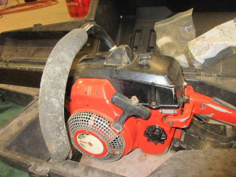 lot 150 image: JONSRUD CHAIN SAW