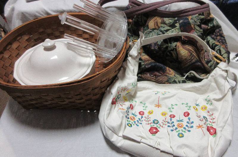lot 179 image: 2 PURSES, COVERED CASSEROLE, BASKET, RING HOLDER