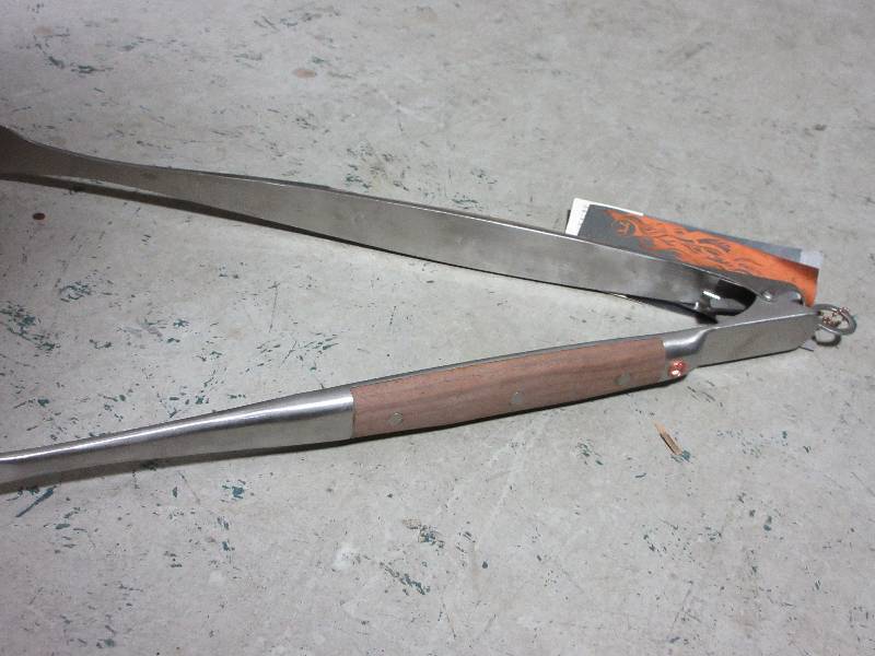 lot 214 image: NEW WITH TAGS OUTSET GRILLWORKS BBQ TONGS 22