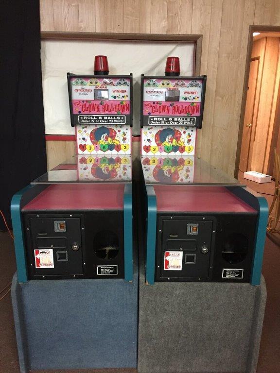 lot 7 image: Clown Roll Down Arcade (2)