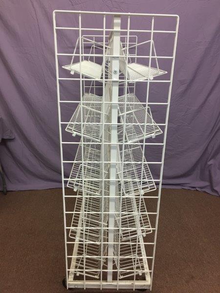 lot 11 image: 2 sided shelving unit