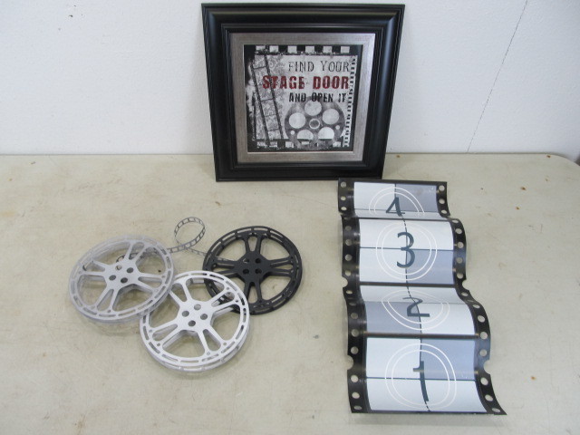 lot 37 image: Home Theater Film Dcor