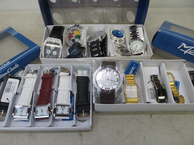 lot 42 image: BRAND NEW in Box Watches