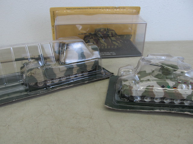 lot 46 image: 3 NIB German WW2 Diecast Tanks etc