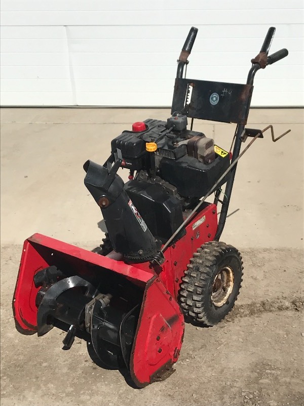 lot 3 image: Toro Single Stage Snowblower, Tecum...