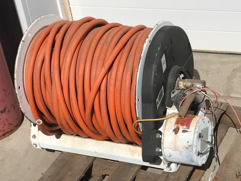 lot 12 image: Hannay Commercial 12Volt Powered Ho...