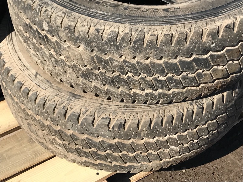 lot 16 image: (2) Bridgestone Duravis LT2657017...