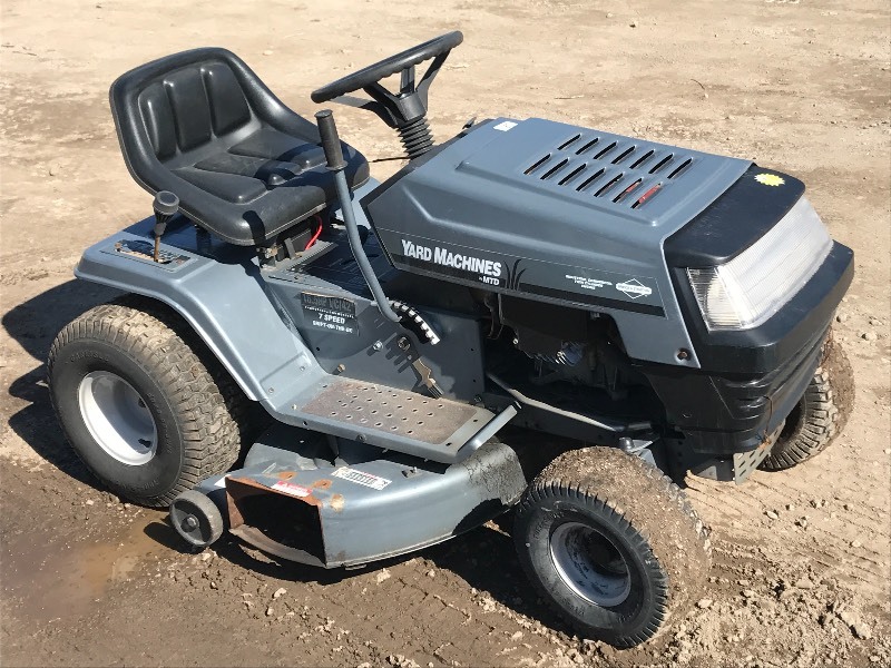 lot 28 image: Yard Machines Lawn Tractor, 16.5HP ...