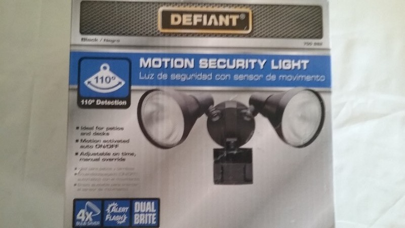 Defiant Motion Security Light, 2 Lights 110 degrees