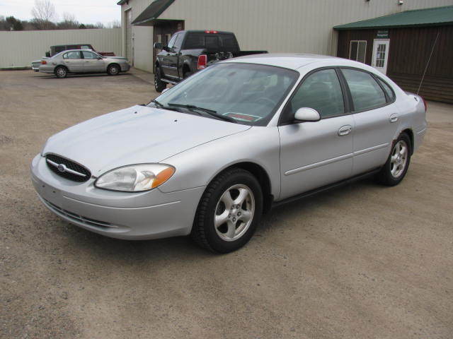 2002 Ford Taurus