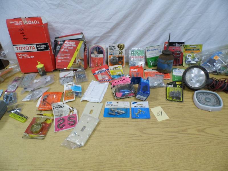 lot 54 image: Hardware - Tools