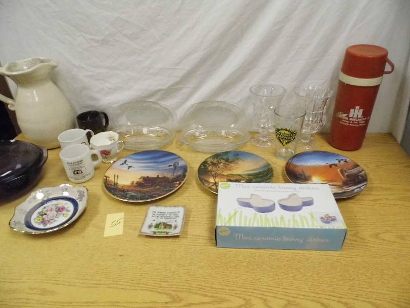 lot 55 image: Dishes  - Misc