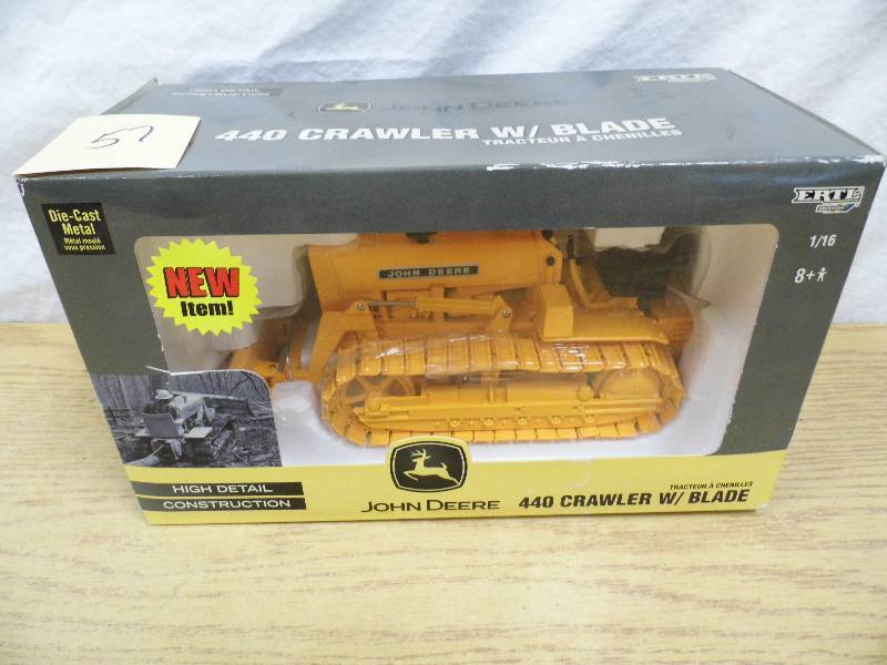 lot 57 image: Ertl John Deere