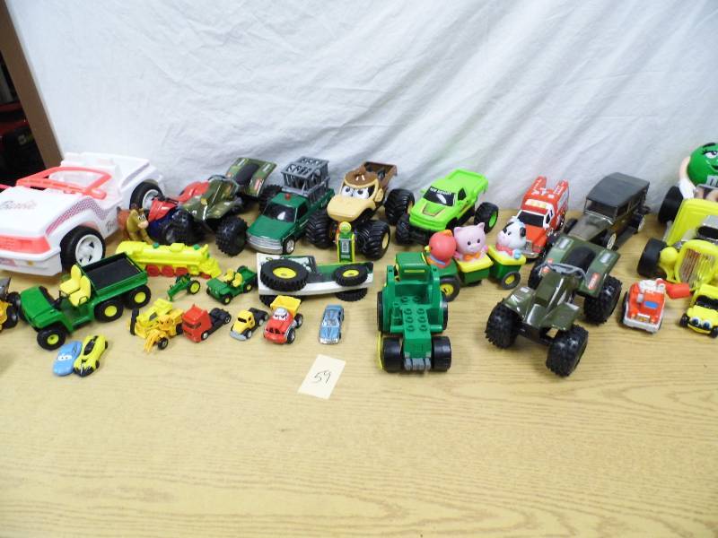 lot 59 image: Toys - John Deere - Tonka - Misc