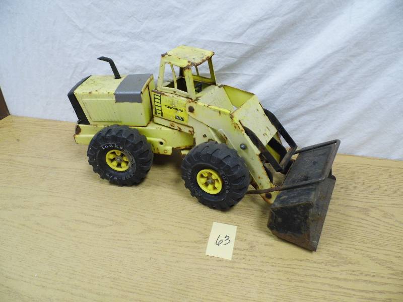 lot 63 image: Tonka Loader