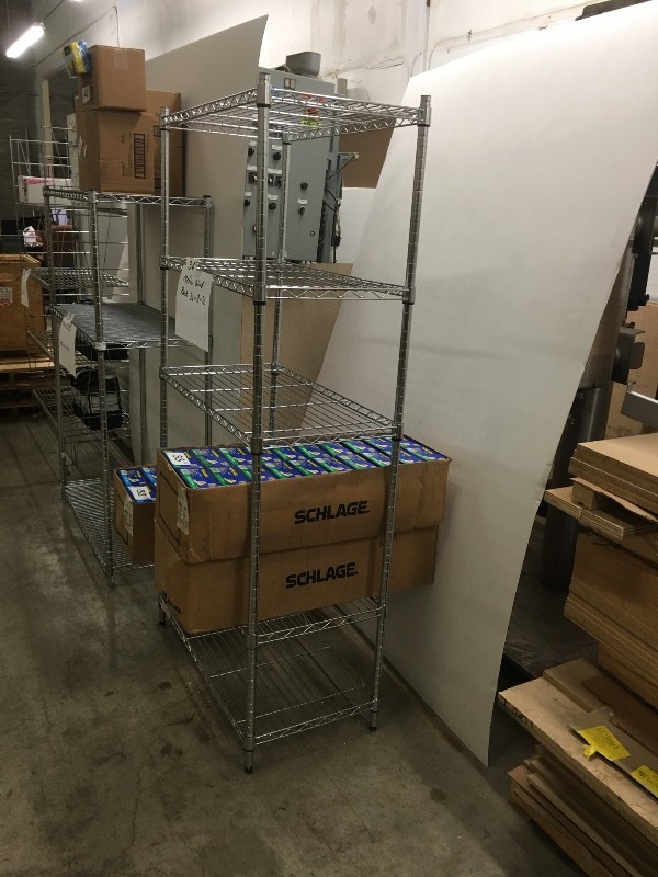 Metro shelving unit