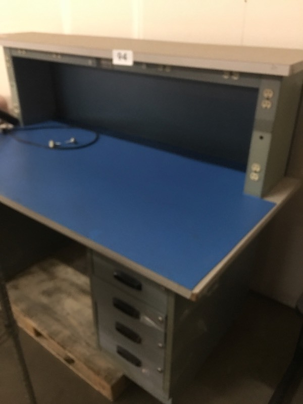 Work bench