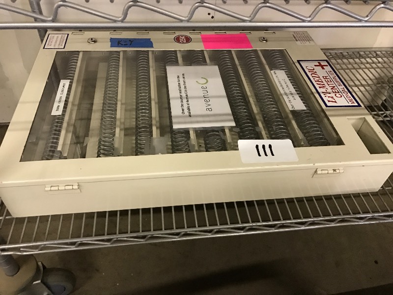 Mini pharmacy dispenser