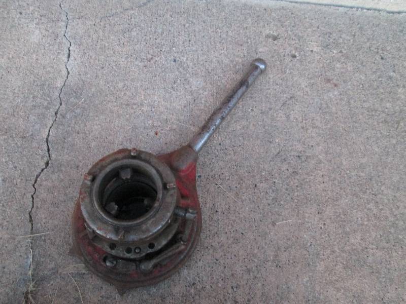 lot 24 image: Ridgid 65-R Pipe threader