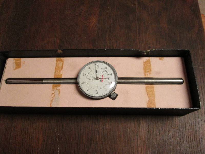 lot 34 image: Peacock Dial Indicator