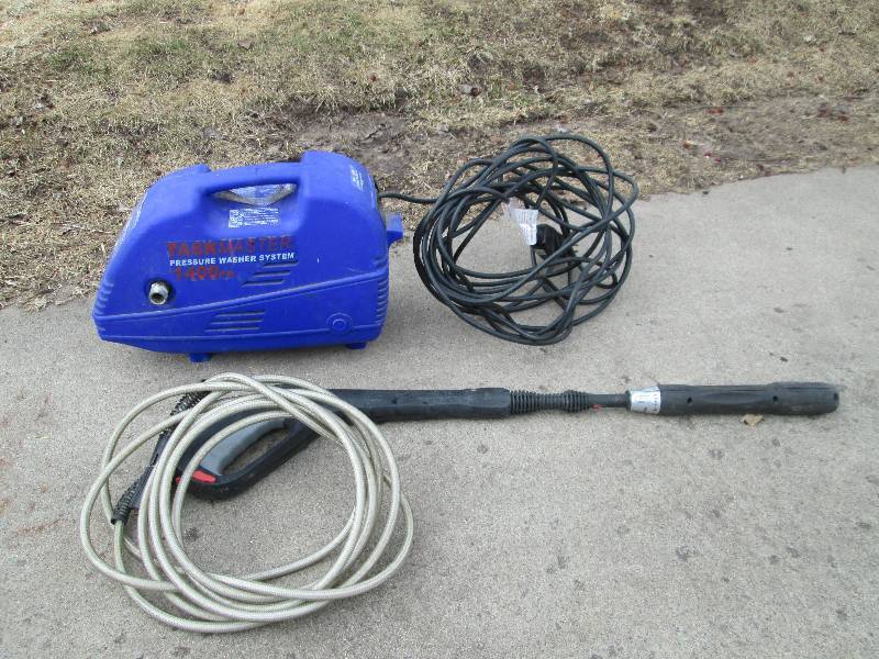 lot 53 image: Task Master 1450 Pressure Washer
