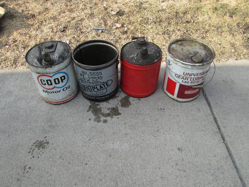 lot 71 image: 4 - 5 Gallon Cans
