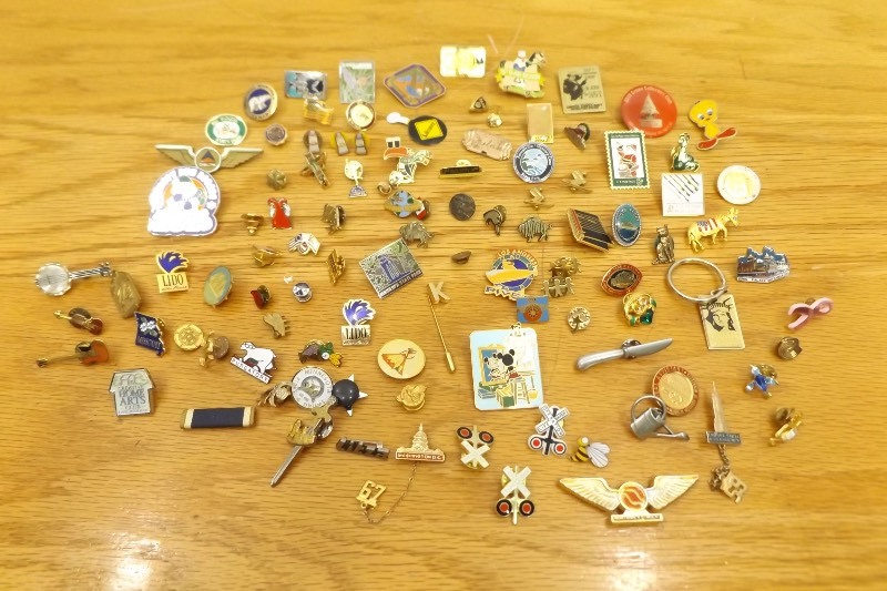 lot 29 image: Lot of Collectible Pins etc.
