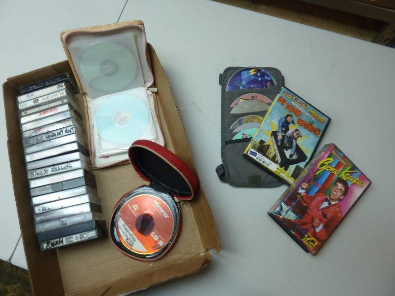 lot 12 image: MusicMovie Lot