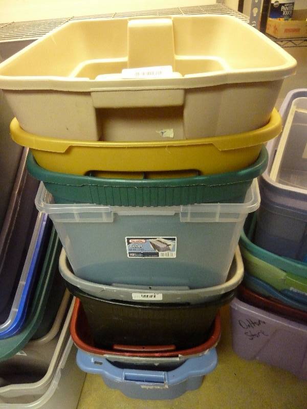 lot 48 image: Totes without Lids
