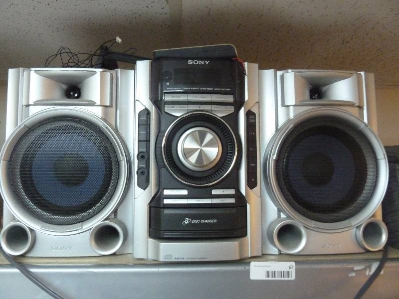 lot 67 image: Sony Stereo System