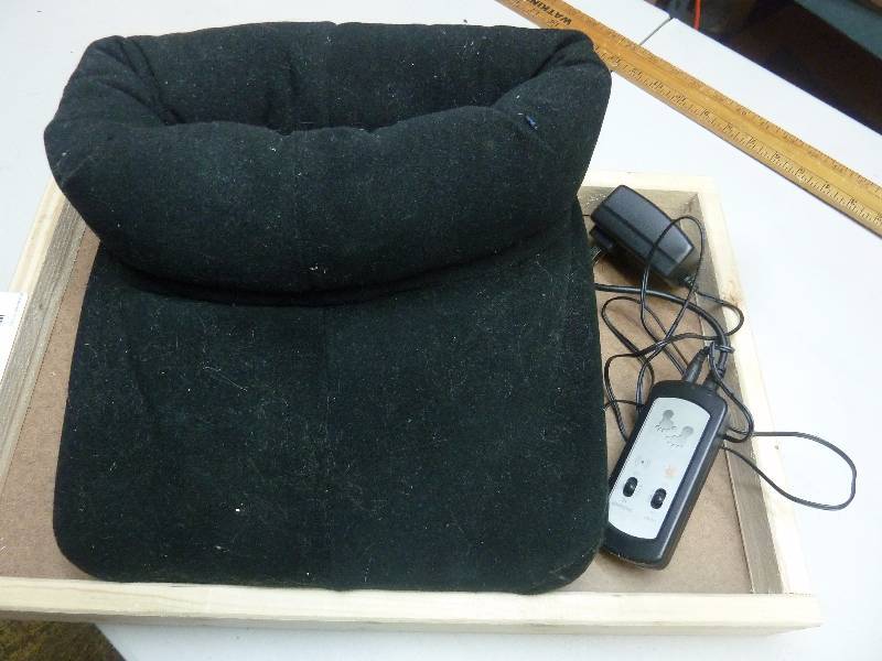 lot 75 image: Foot Massager